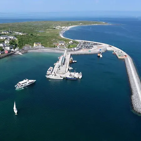 Aran Islands & Glamping 홀리데이파크 킬로난